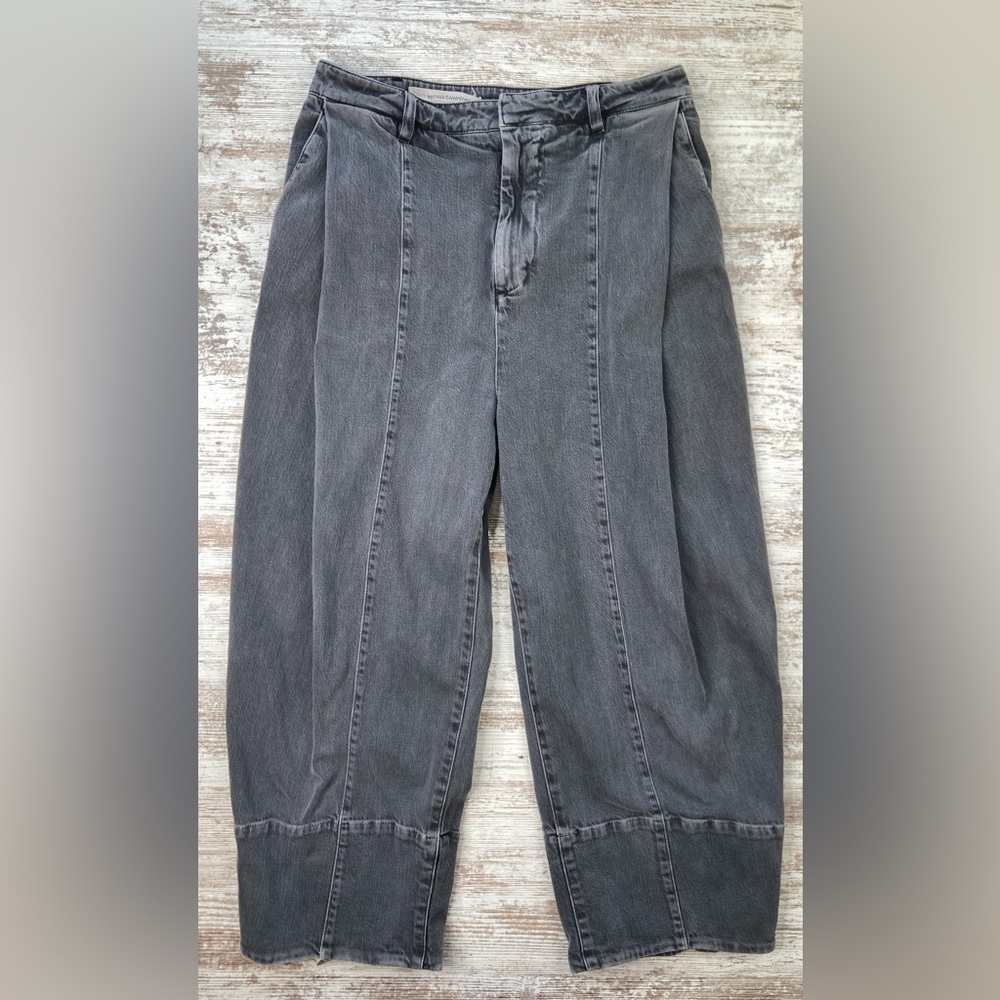 Anthropologie Pilcro Ultra High-Rise Pleated Straight Jeans sz 10 EUC - Picture 3 of 10